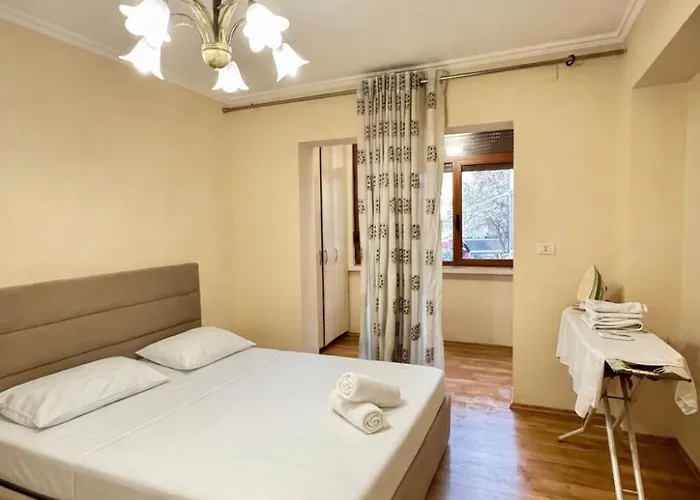 - Free Parking Nearby Apartament
